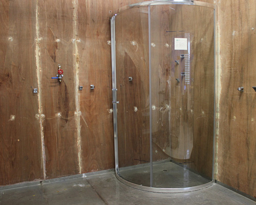 Shower enclosure test bench